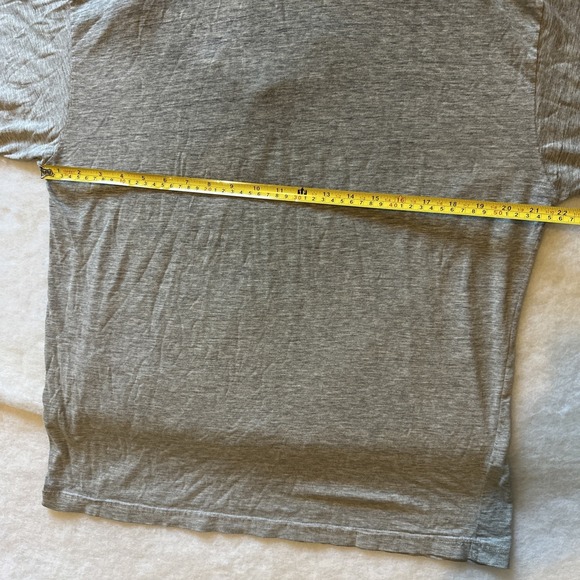 Joan Miro T-Shirt Mens Size M Gray Barcelona Art Abstractive Painting USA Stones - Picture 5 of 9